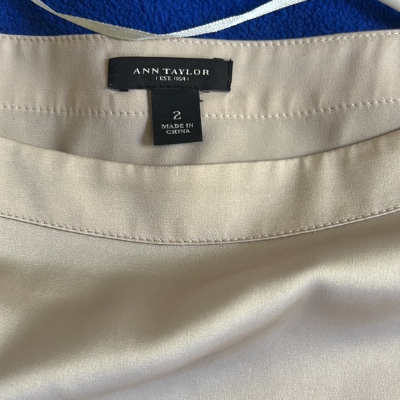 ANN TAYLOR - Gold/Cream top - Size 2 - Picture 4 of 7
